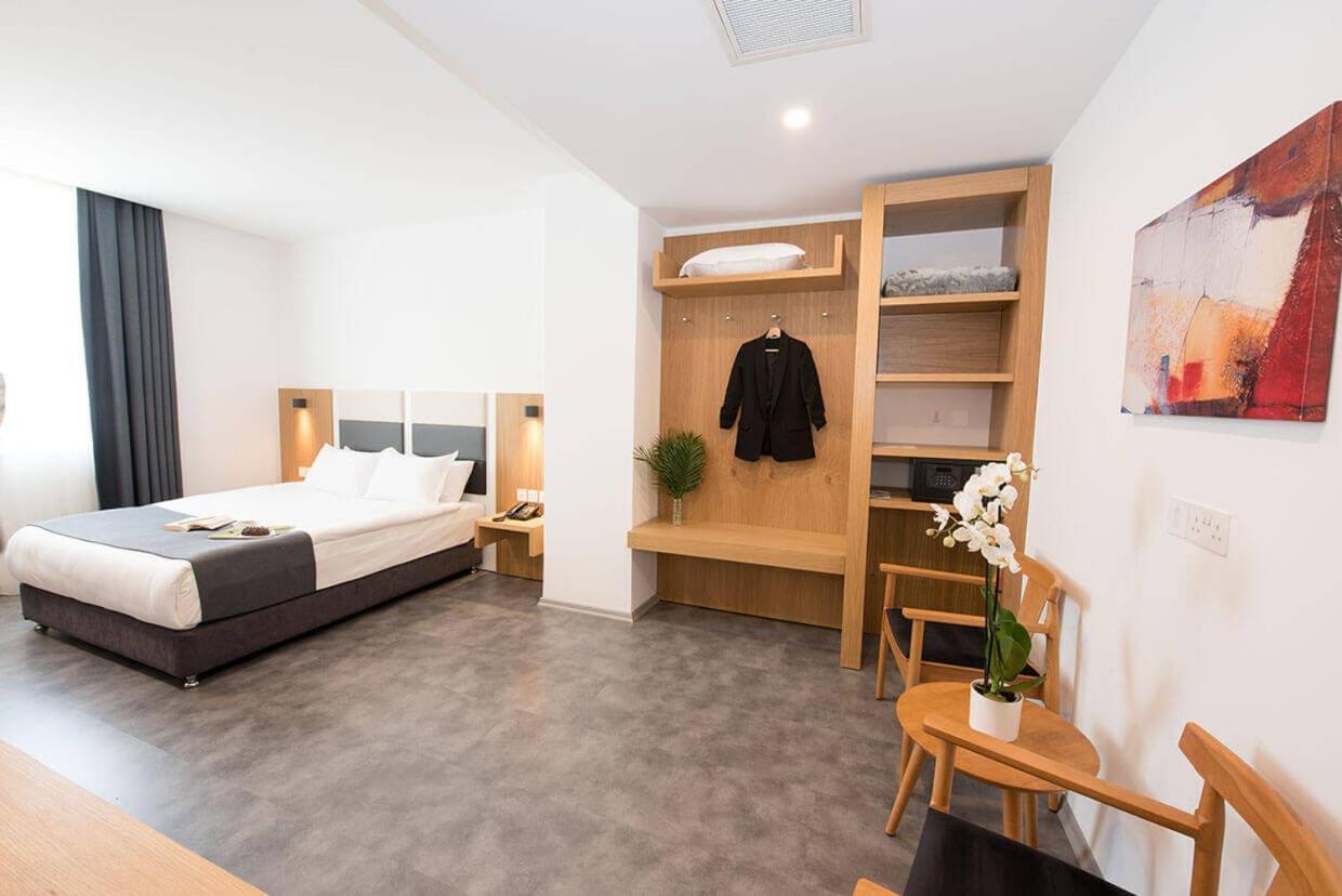 Ingate Hotel At Central Famagusta Фамагуста Номер фото